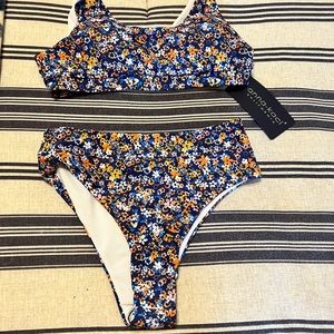 NEW Navy Floral bikini